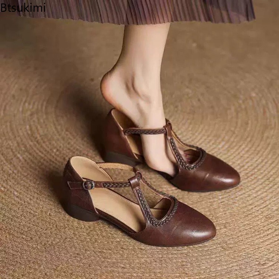 Novas Sandálias Femininas de V - Sandals avaliação e preço